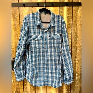 Men's Columbia L/S blue plaid- EUC Smoke free home- XL
